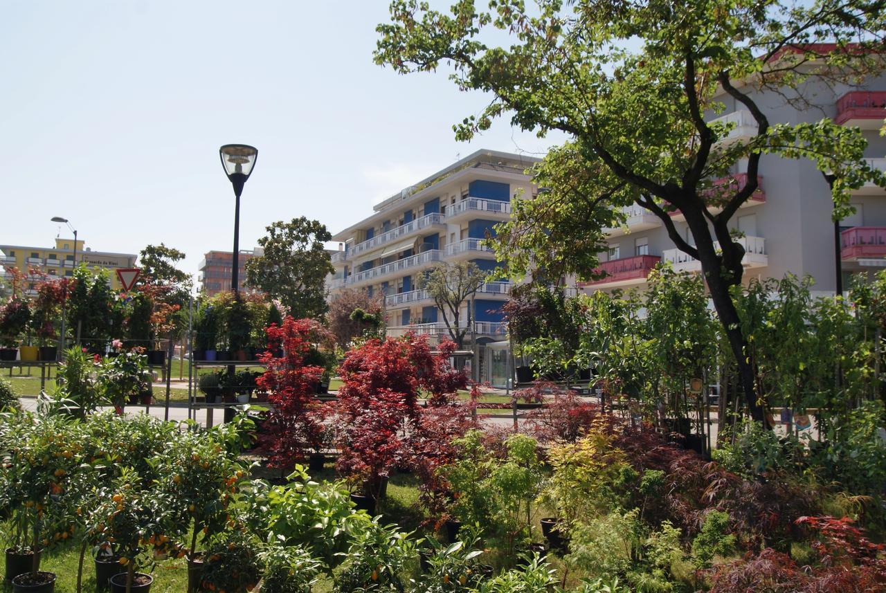 Marcello-piazza Torino-lido Di Apartment *